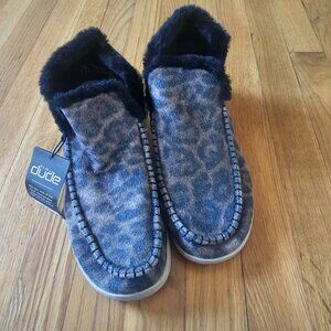 Hey Dude Winter Leopard Print Boots Women's 10